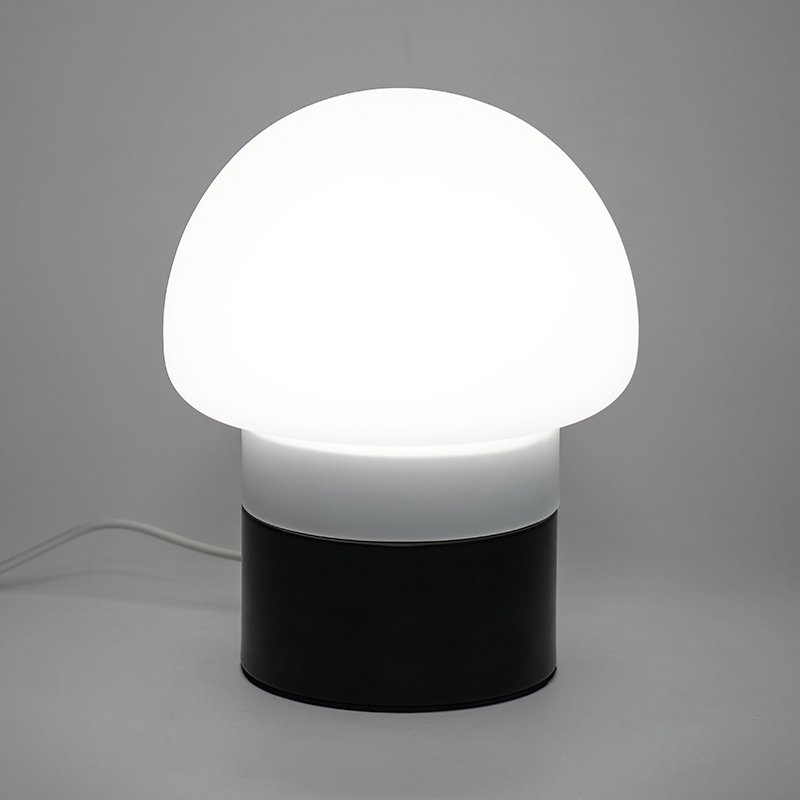 LED -Pilztischlampe