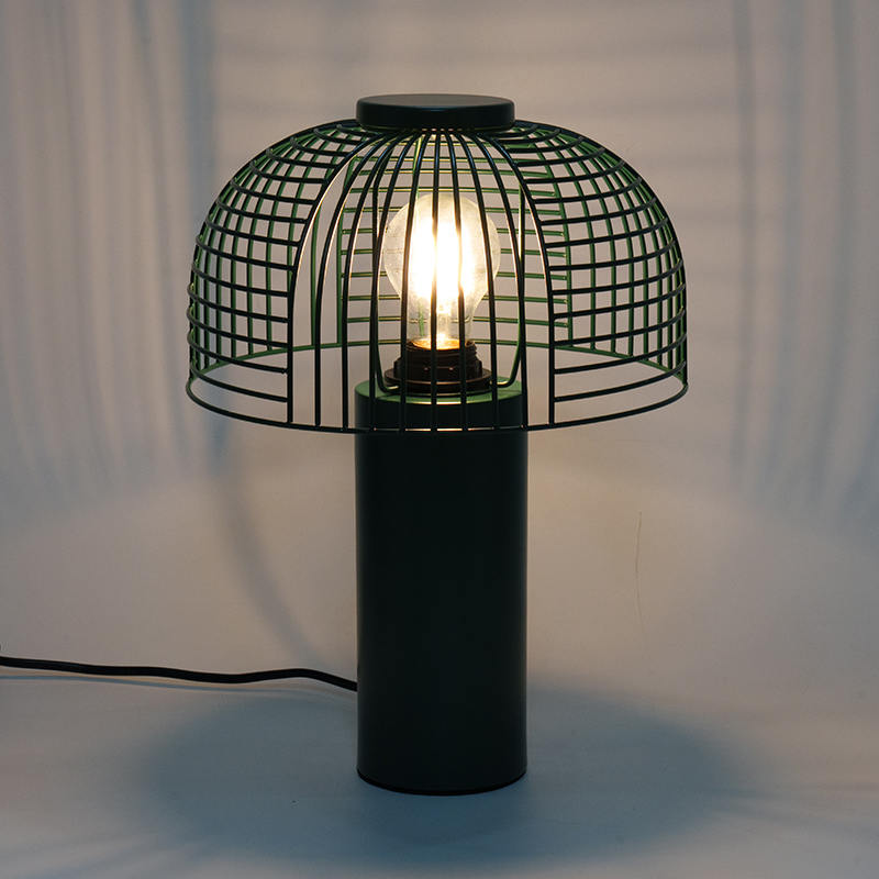 Schwarzer Vogelkäfig Schmiedeeisen -Tischlampe