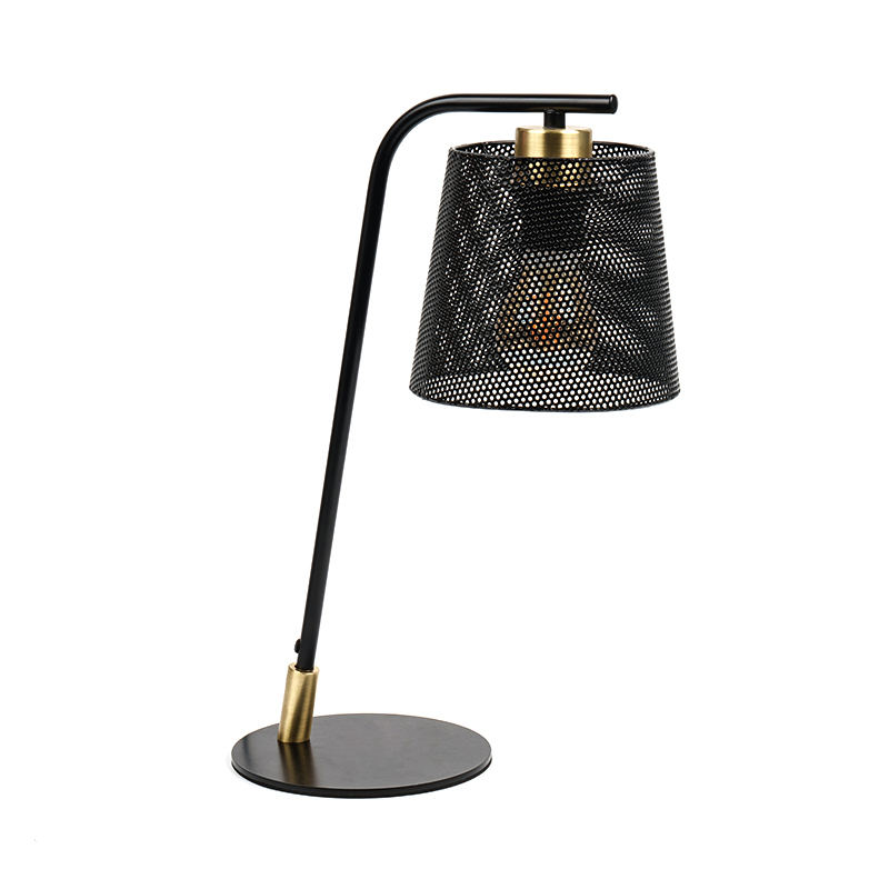 Nordische Metallmodellampe Schmiedeeisen -Tischlampe
