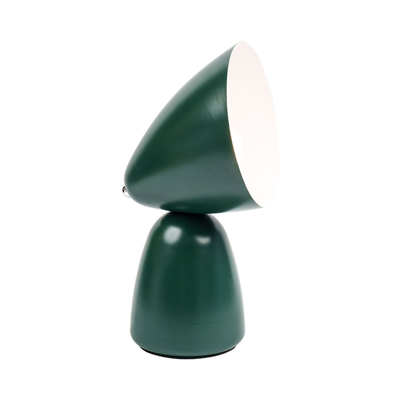 Einfache Retro -Metalltischlampe