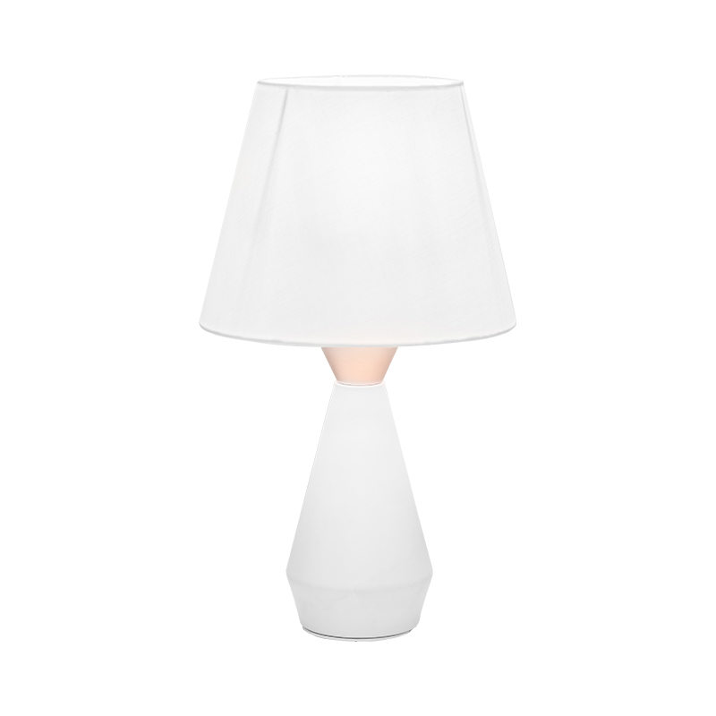 Retro europäische Metall -Nachtlampe