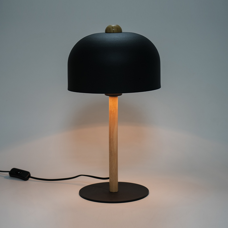 Nordic Retro Dekorative Tischlampe