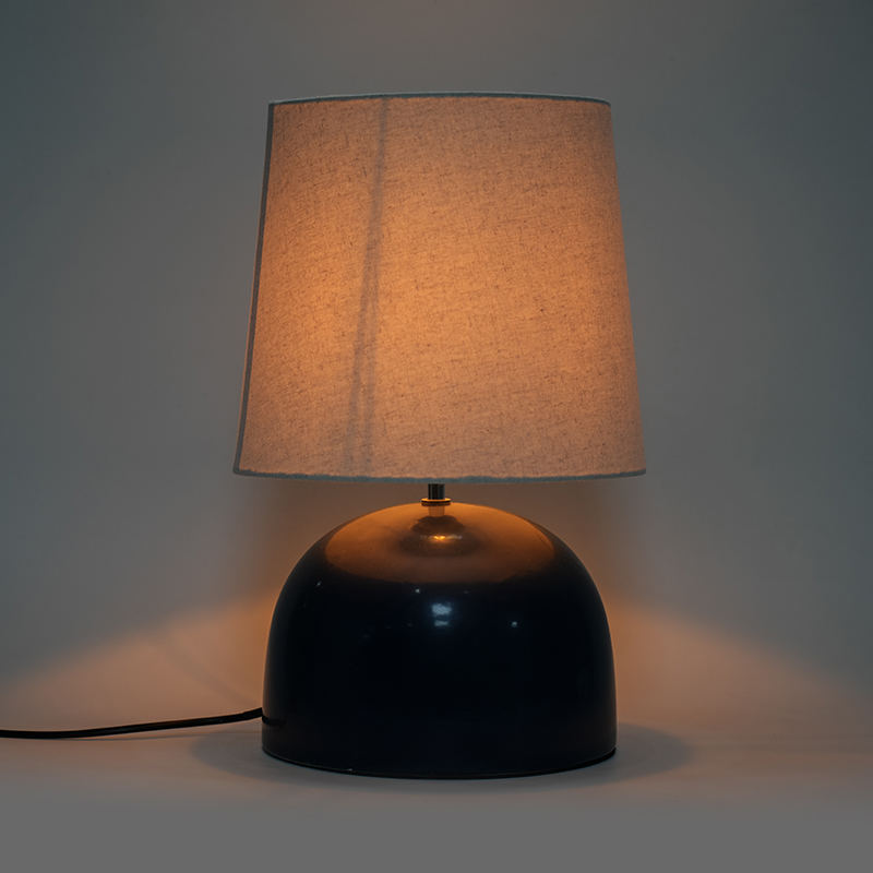 Große einfache runde untere Keramiktischlampe