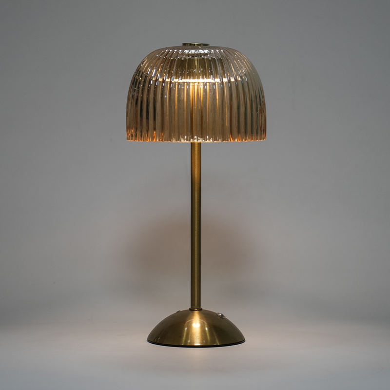 LED American Retro Ladungstischlampe